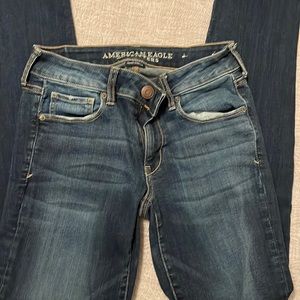 American Eagle women’s jeans size 4 long